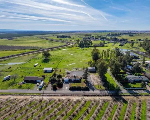 View/Area - 21745 Hatfield Rd, Red Bluff, CA 96080 photo 3 of 10