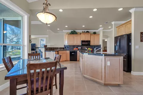 1546 Gold Hills Dr, Redding, CA 96003 photo 8