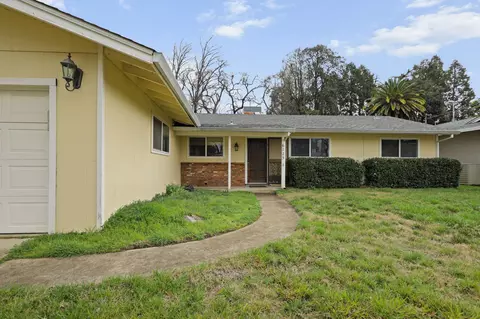 Exterior - 6725 Reflection St, Redding, CA 96001 photo 2 of 5