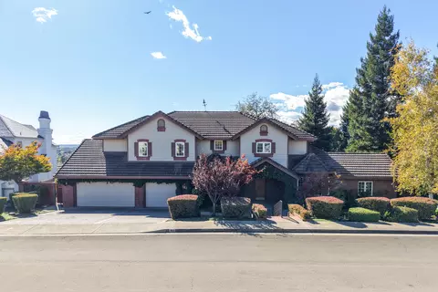 Exterior - 960 River Bend Rd, Redding, CA 96003 photo 24 of 24