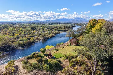 View/Area - 960 River Bend Rd, Redding, CA 96003 photo 43 of 52