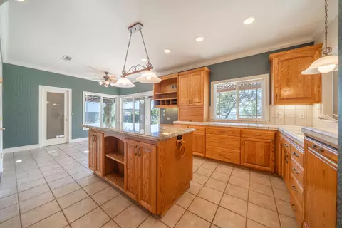 Kitchen - 960 River Bend Rd, Redding, CA 96003 photo 1 of 9