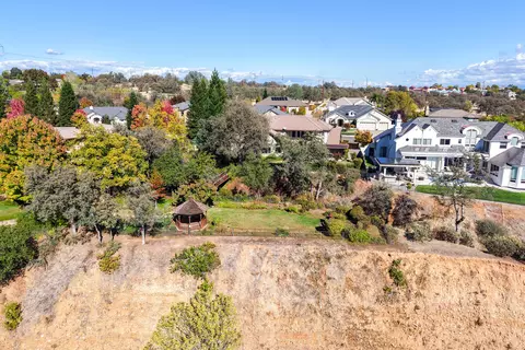 View/Area - 960 River Bend Rd, Redding, CA 96003 photo 33 of 52