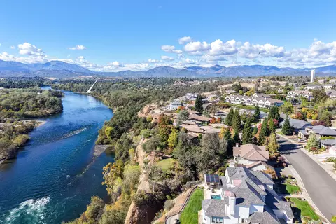 View/Area - 960 River Bend Rd, Redding, CA 96003 photo 30 of 52