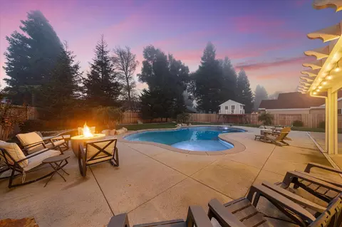 Exterior - 3030 Clear Water Ct, Redding, CA 96002 photo 6 of 19