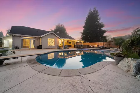 Exterior - 3030 Clear Water Ct, Redding, CA 96002 photo 10 of 19