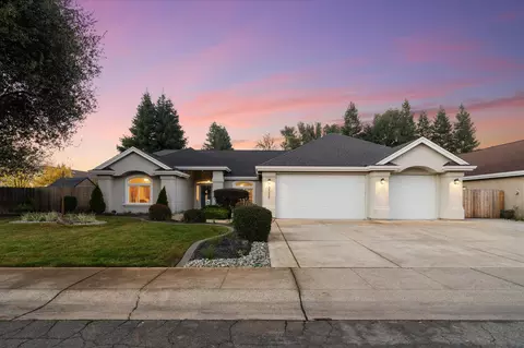 Exterior - 3030 Clear Water Ct, Redding, CA 96002 photo 2 of 19