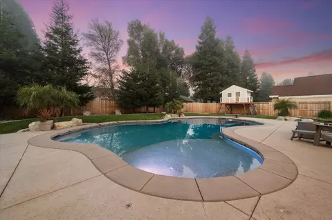 Exterior - 3030 Clear Water Ct, Redding, CA 96002 photo 7 of 19