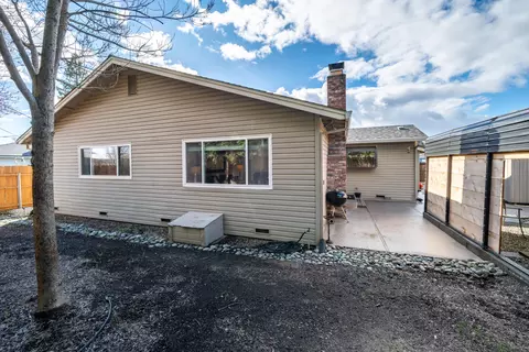Exterior - 6733 El Camino Dr, Redding, CA 96001 photo 13 of 19