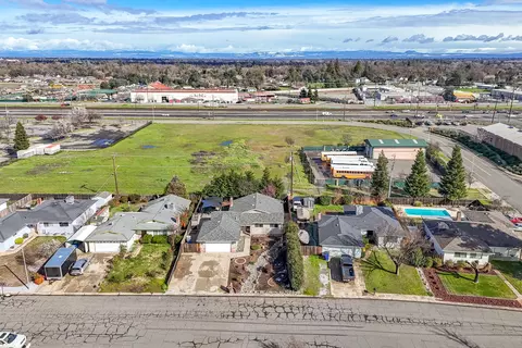 View/Area - 6733 El Camino Dr, Redding, CA 96001 photo 3 of 5