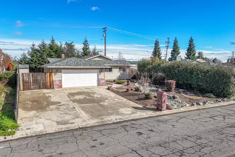 View/Area - 6733 El Camino Dr, Redding, CA 96001 photo 1 of 5