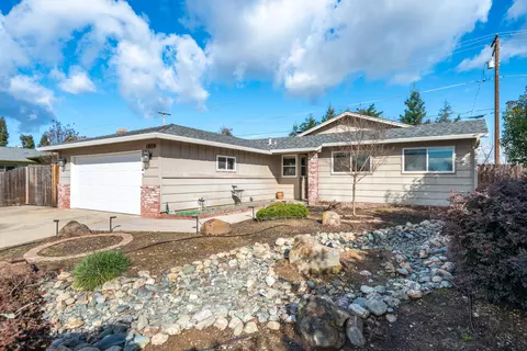 Exterior - 6733 El Camino Dr, Redding, CA 96001 photo 16 of 19