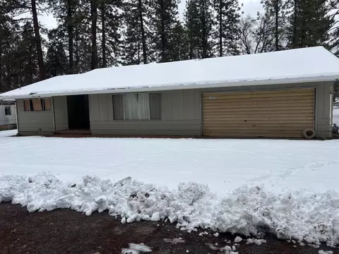21707 Oregon St, Burney, CA 96013