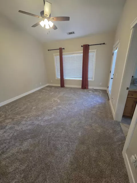 Bedroom - 1163 Sunriver Ln, Redding, CA 96001 photo 2 of 5