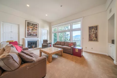 3768 Sunday Ct, Redding, CA 96001 photo 6
