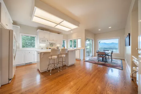3768 Sunday Ct, Redding, CA 96001 photo 9