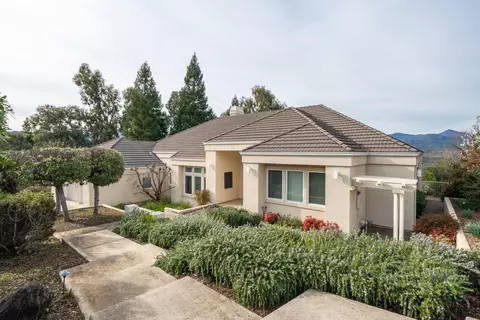 3768 Sunday Ct, Redding, CA 96001