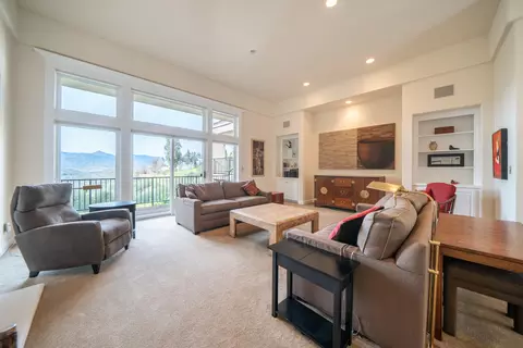 3768 Sunday Ct, Redding, CA 96001 photo 4