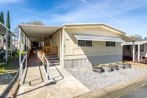 448 Red Cedar Dr, Redding, CA 96003