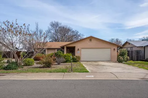 1439 Calexico Dr, Redding, CA 96003