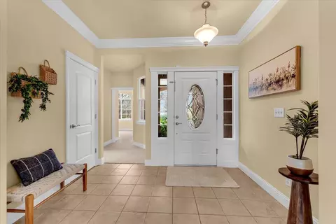 Entry Way - 962 Leisha Ln, Redding, CA 96001 photo 2 of 3