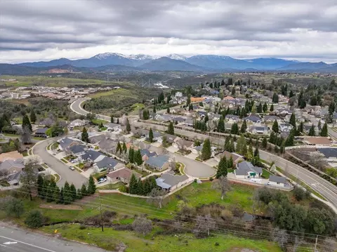 View/Area - 962 Leisha Ln, Redding, CA 96001 photo 1 of 3