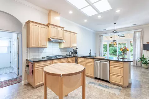 Kitchen - 2875 Eastbrook Dr, Redding, CA 96002 photo 2 of 3
