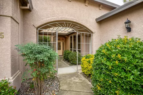 Exterior - 2875 Eastbrook Dr, Redding, CA 96002 photo 5 of 5