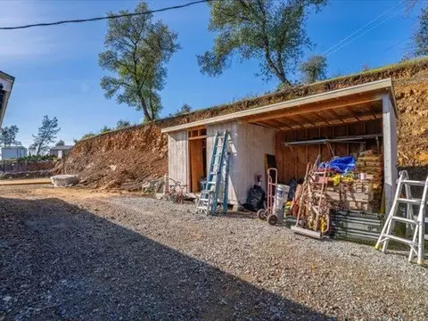 Exterior - 14091 Highview Trl, Redding, CA 96003 photo 17 of 19