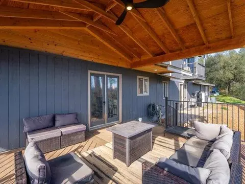 Exterior - 14091 Highview Trl, Redding, CA 96003 photo 7 of 19