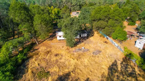 3130 Lakey Ln, Redding, CA 96003 photo 5