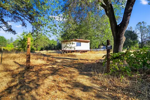3130 Lakey Ln, Redding, CA 96003 photo 2