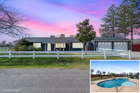 4706 Charmain Ln, Anderson, CA 96007