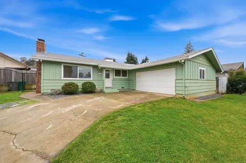 2261 Knobcone Ave, Anderson, CA 96007