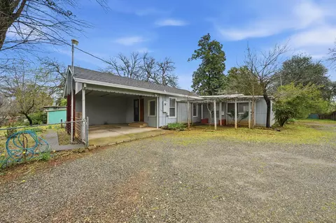 1717 Deer Creek Rd, Shasta Lake, CA 96019