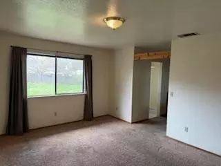 1974 Kildare Dr, Redding, CA 96001 photo 5