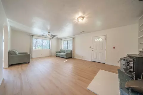 Living - 2580 Keswick Dam Rd, Redding, CA 96003 photo 3 of 11