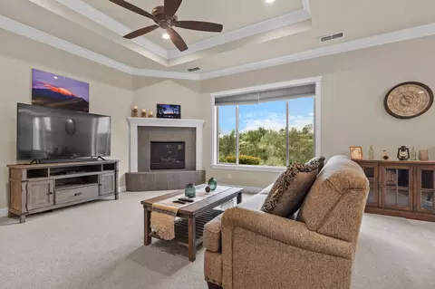 Living - 968 Katmai Pl, Redding, CA 96001 photo 1 of 1