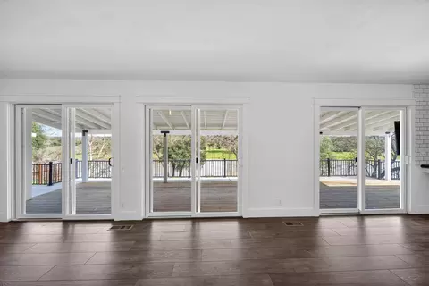 Living - 15470 China Rapids Dr, Red Bluff, CA 96080 photo 5 of 5