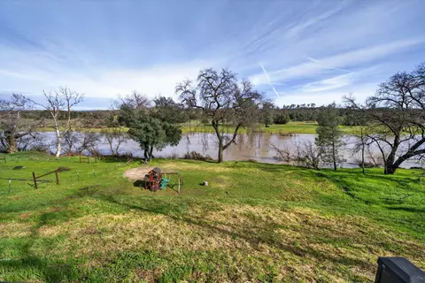 View/Area - 15470 China Rapids Dr, Red Bluff, CA 96080 photo 5 of 8