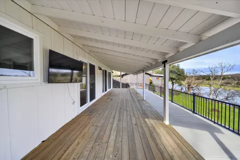 Exterior - 15470 China Rapids Dr, Red Bluff, CA 96080 photo 5 of 9