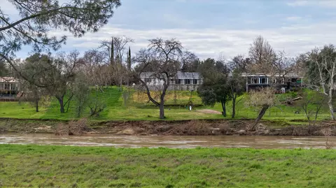 Exterior - 15470 China Rapids Dr, Red Bluff, CA 96080 photo 9 of 9
