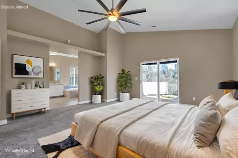 Bedroom - 3857 Eagle Pkwy, Redding, CA 96001 photo 3 of 3