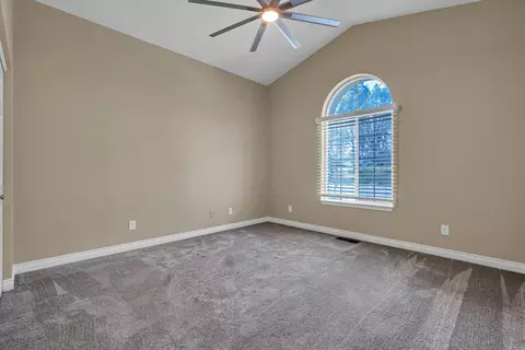 Bedroom - 3857 Eagle Pkwy, Redding, CA 96001 photo 1 of 3