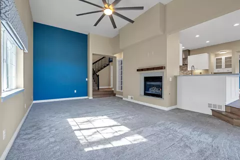 Living - 3857 Eagle Pkwy, Redding, CA 96001 photo 2 of 3