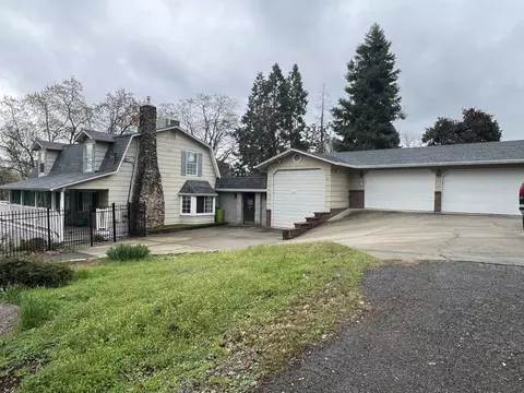3780 Pancake Hill Dr, Shasta Lake, CA 96019