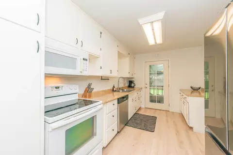 1115 2nd St, Redding, CA 96002 photo 18