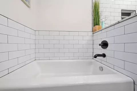 Bath - 545 Cedar St, Red Bluff, CA 96080 photo 5 of 5
