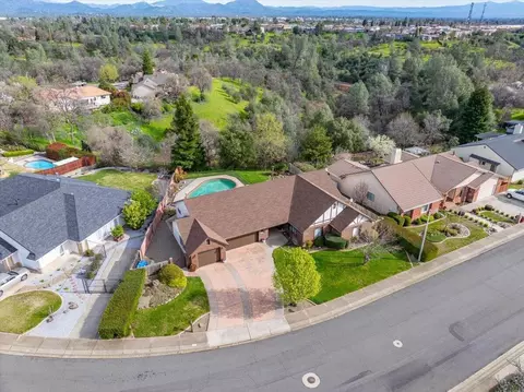 View/Area - 2860 Panorama Dr, Redding, CA 96003 photo 3 of 13