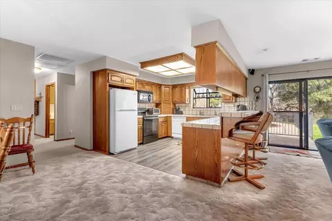 Kitchen - 2860 Panorama Dr, Redding, CA 96003 photo 1 of 5